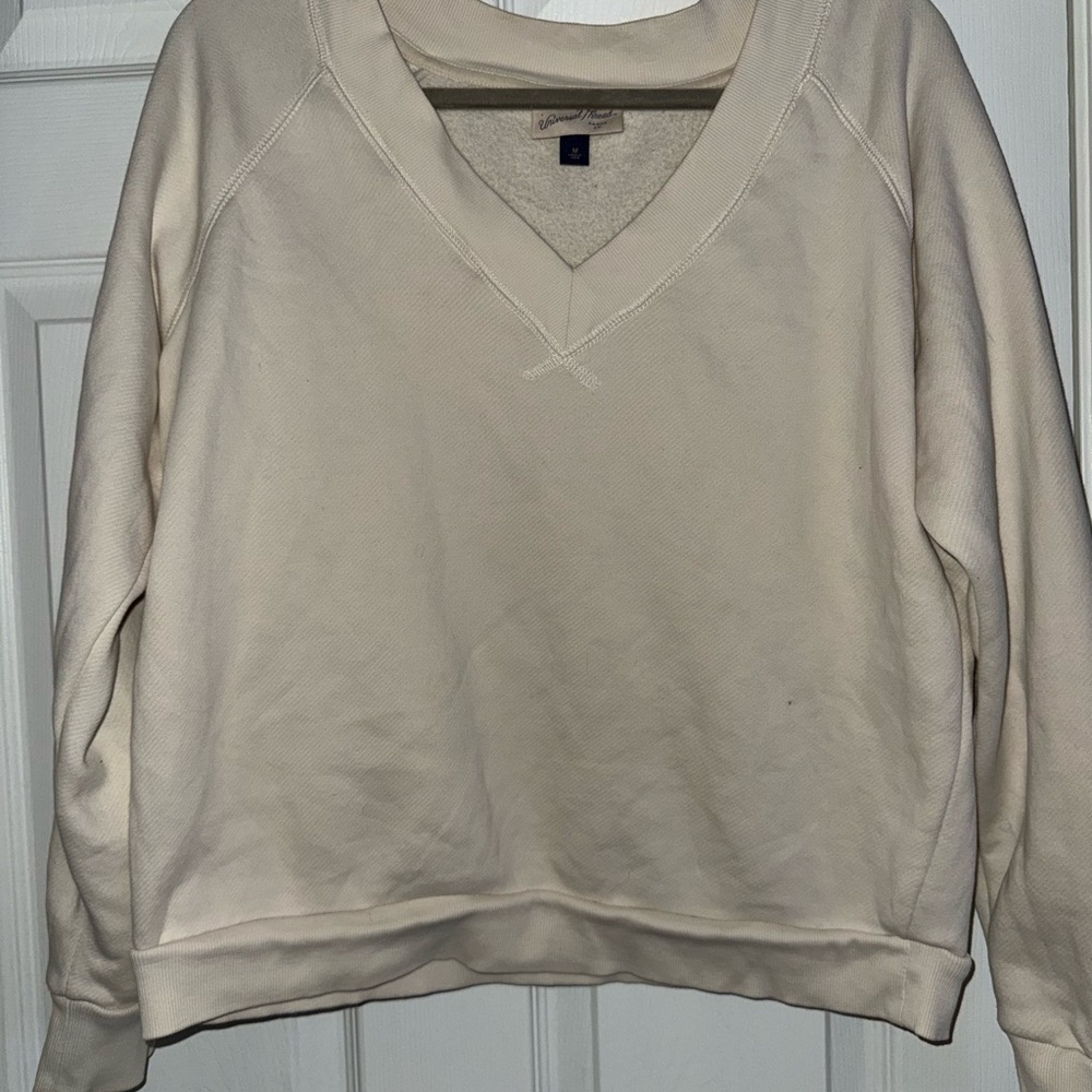 Universal Thread Cream Sweatshirt